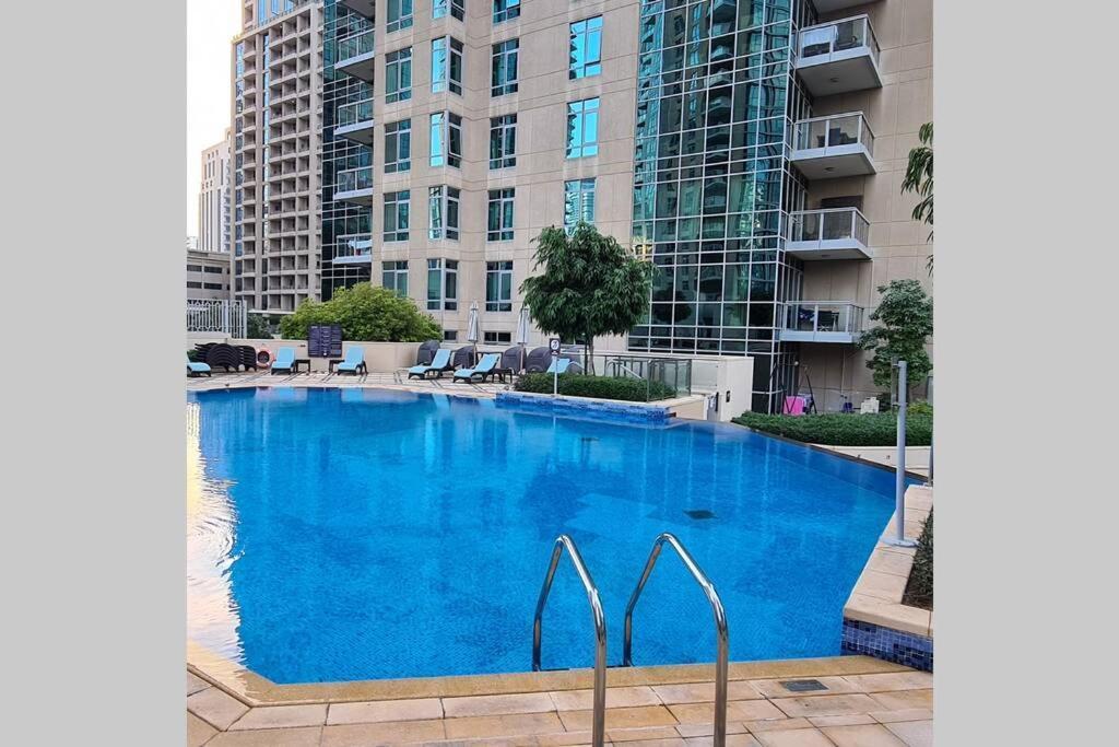 דובאי First Class 2Br With Full Burj Khalifa And Fountain View מראה חיצוני תמונה