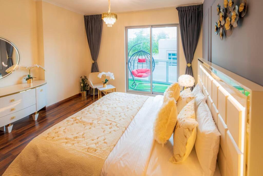 דובאי First Class 2Br With Full Burj Khalifa And Fountain View מראה חיצוני תמונה
