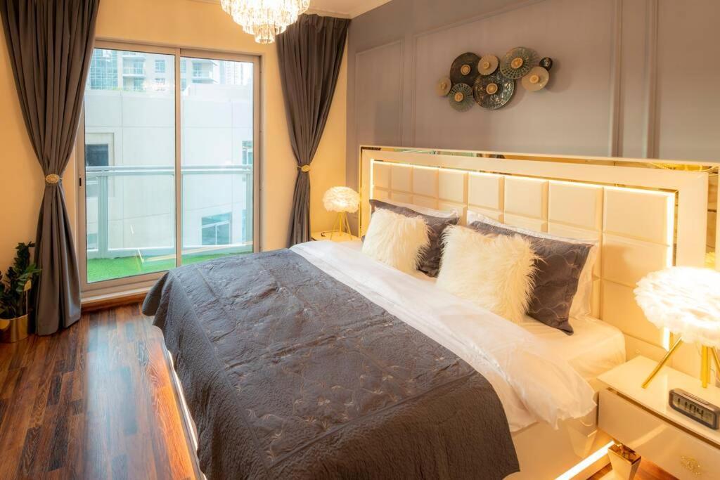 דובאי First Class 2Br With Full Burj Khalifa And Fountain View מראה חיצוני תמונה