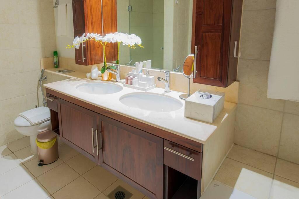דובאי First Class 2Br With Full Burj Khalifa And Fountain View מראה חיצוני תמונה