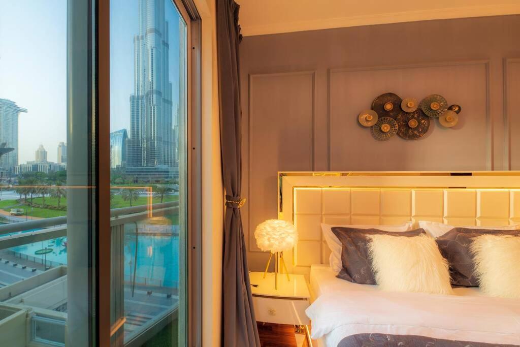 דובאי First Class 2Br With Full Burj Khalifa And Fountain View מראה חיצוני תמונה